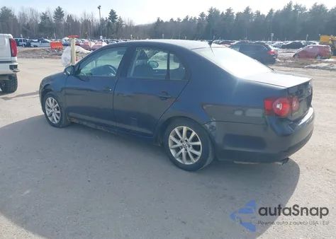 2010 Volkswagen Jetta Limited Edition из США, поврежденный, VIN 3VWRZ7AJ7AM120399